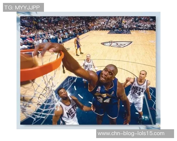 斯塔德迈尔与奥尼尔的传奇对决：篮球巨星的巅峰之战与辉煌岁月